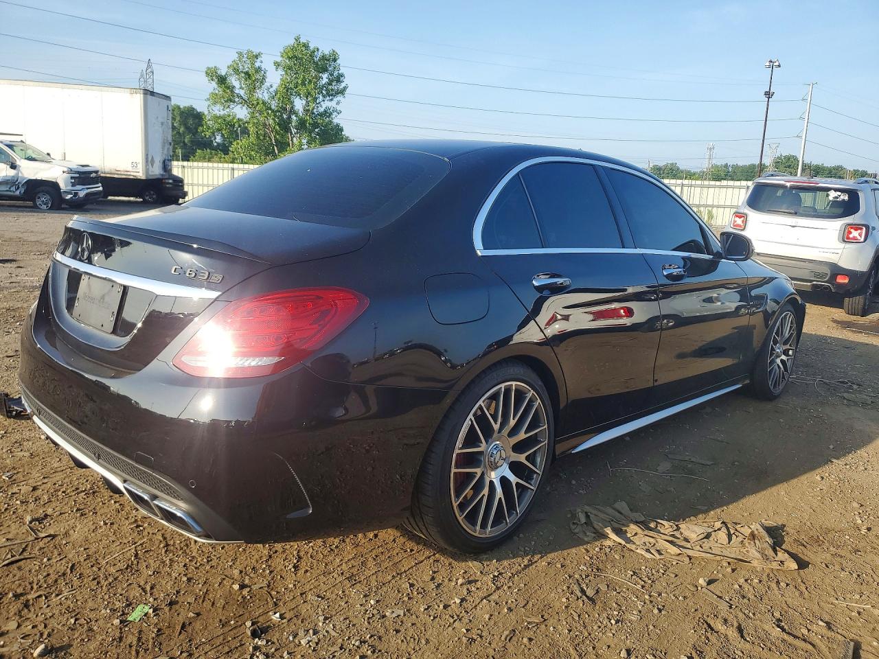 2016 MERCEDES-BENZ C-CLASS