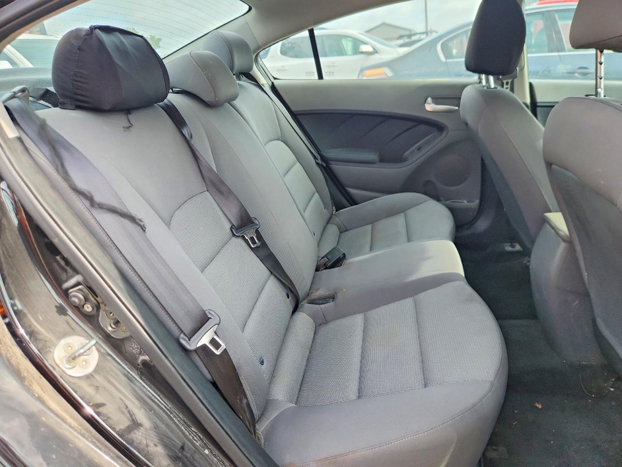2017 KIA FORTE