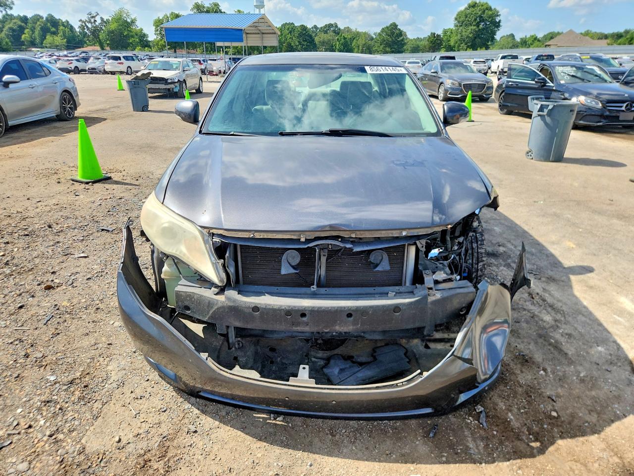 2012 TOYOTA AVALON