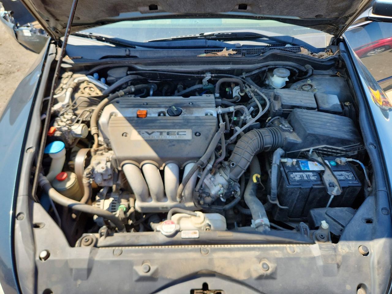 2004 HOND ACCORD