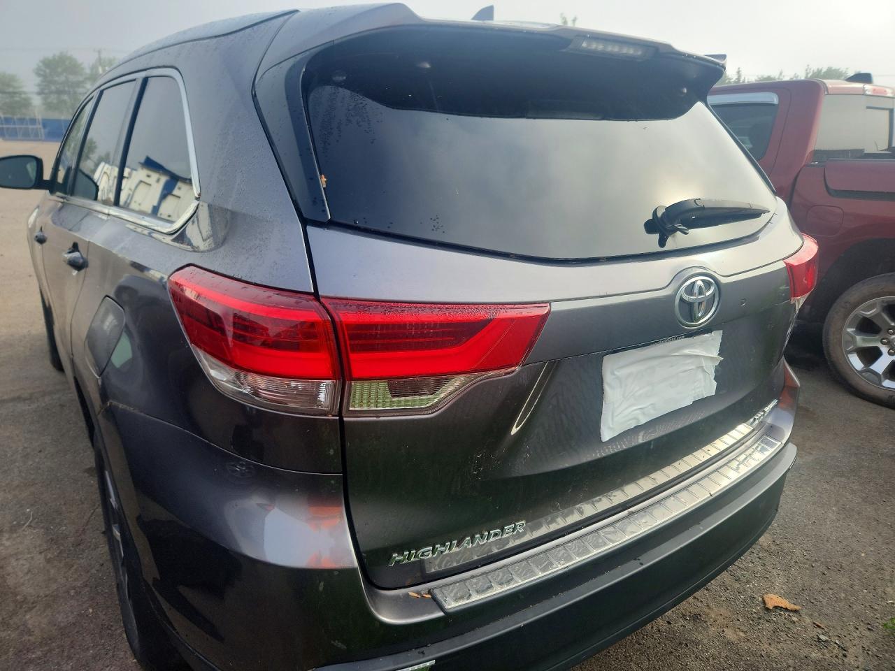 2019 TOYOTA HIGHLANDER