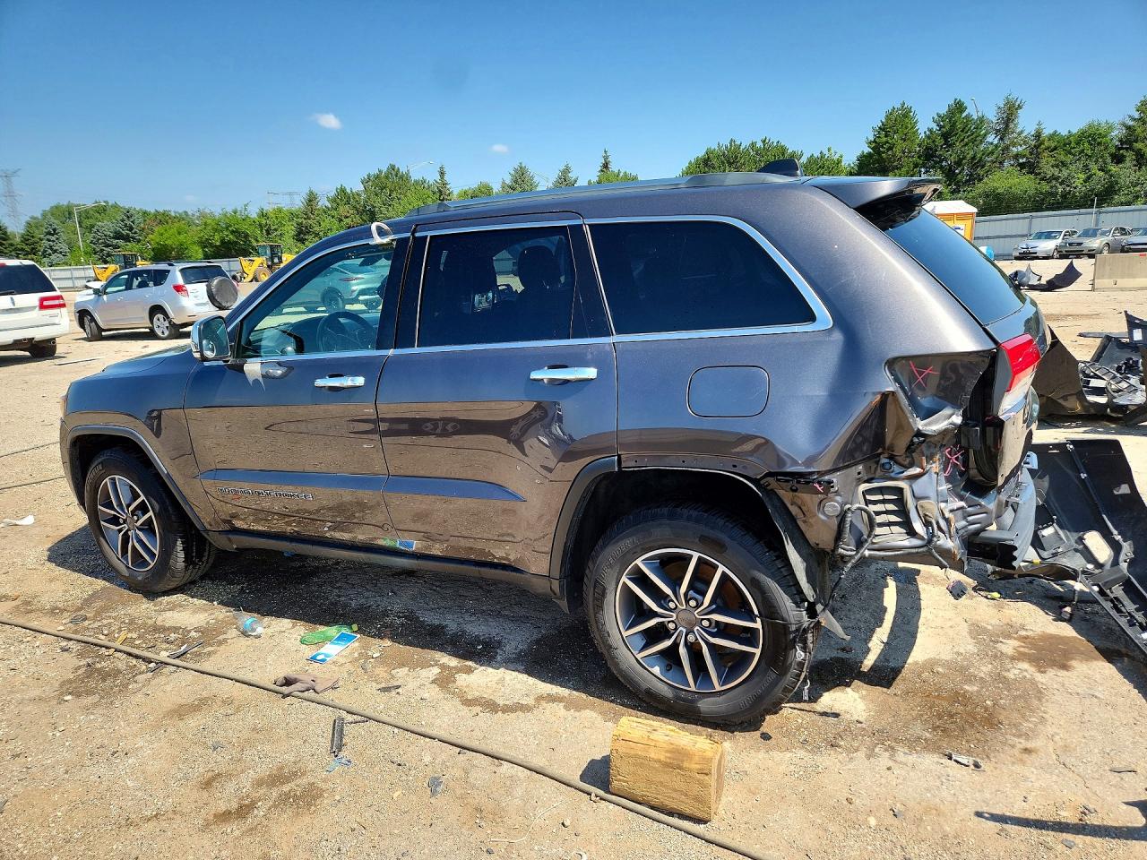 2019 JEEP CHEROKEE