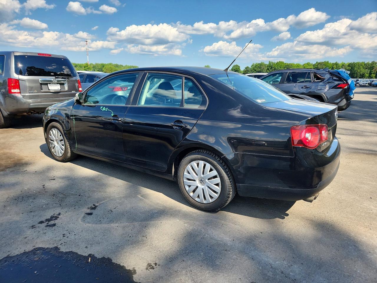 2010 VOLKSWAGEN JETTA