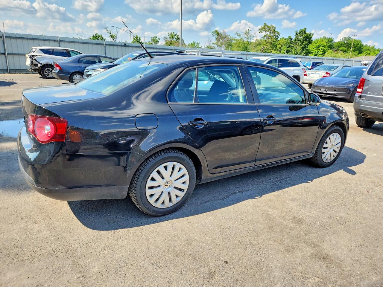 2010 VOLKSWAGEN JETTA