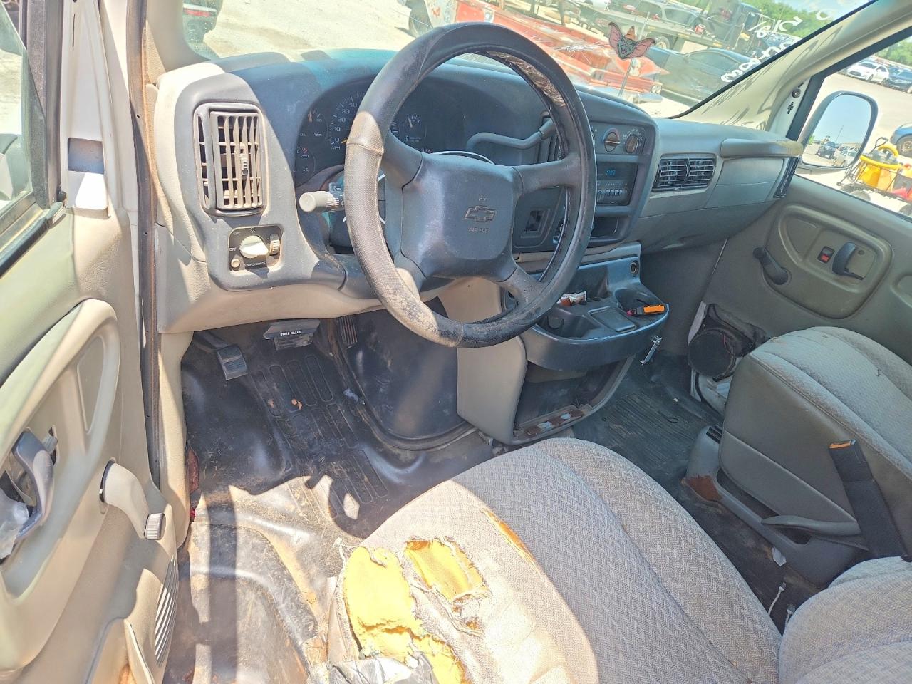 2000 CHEVROLET EXPRESS