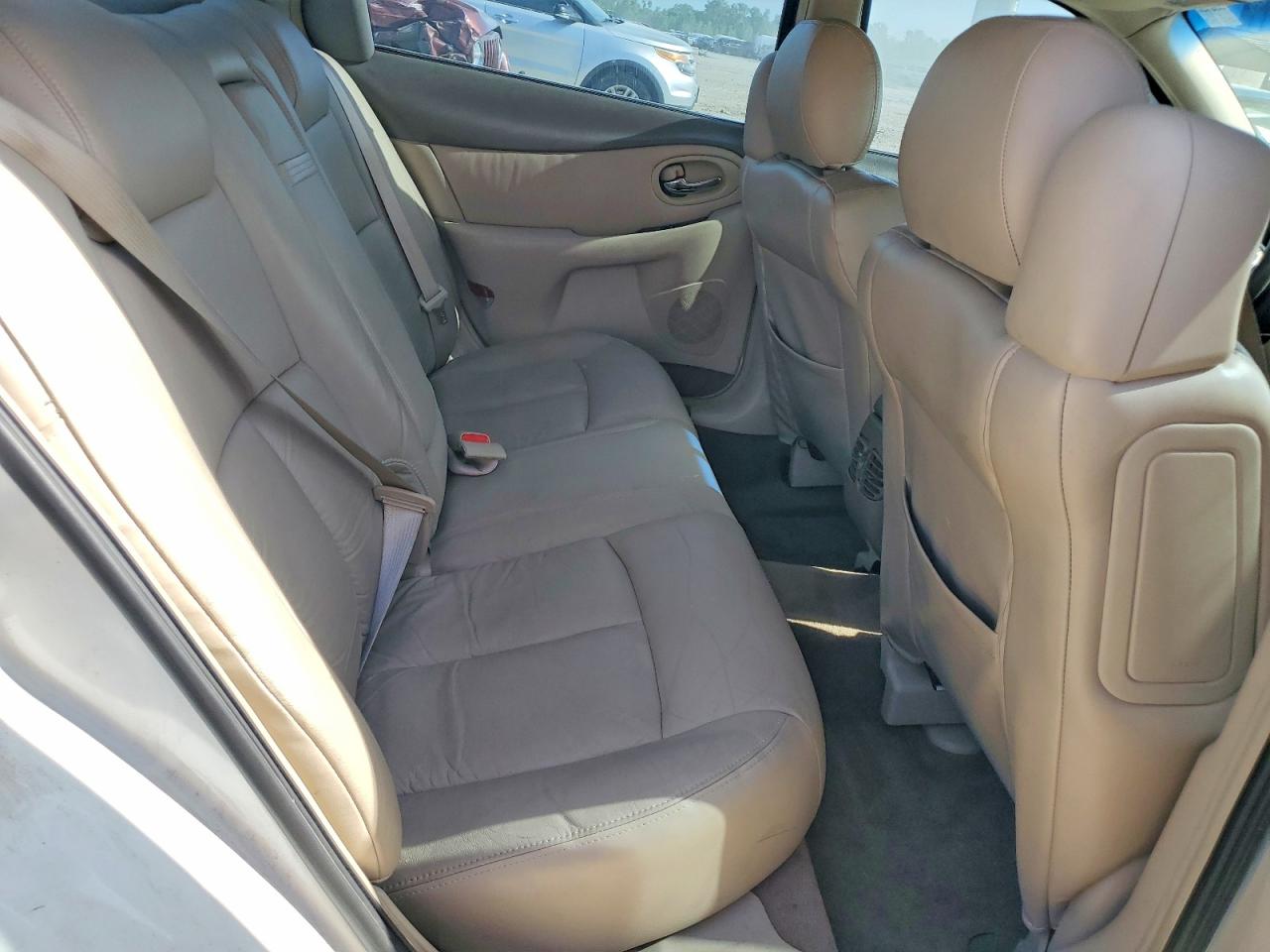 2001 OLDSMOBILE AURORA