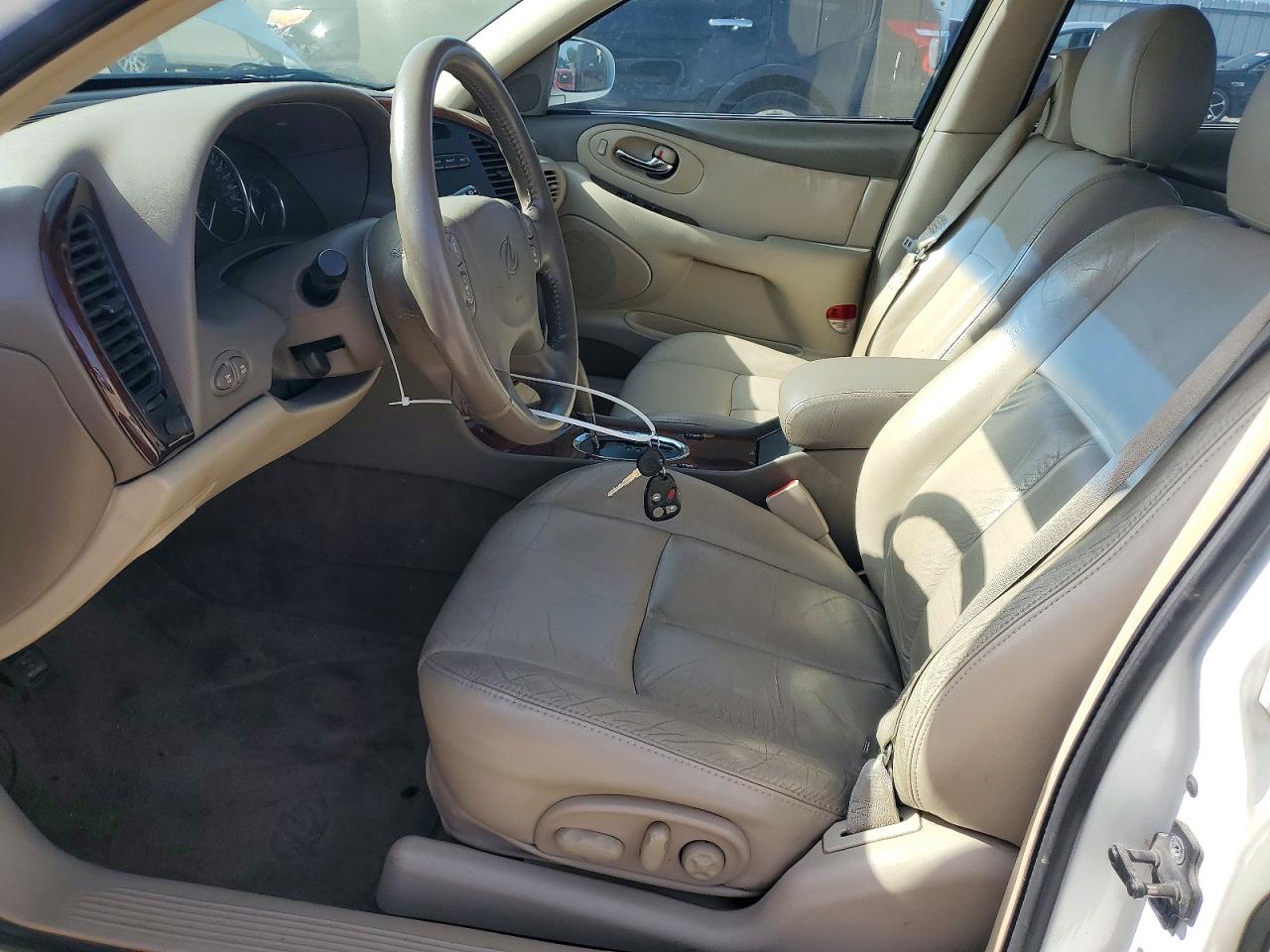 2001 OLDSMOBILE AURORA