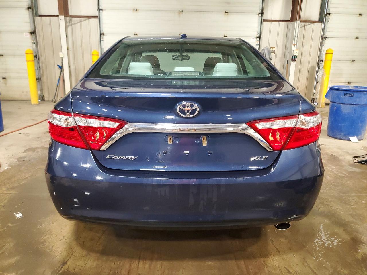 2017 TOYOTA CAMRY