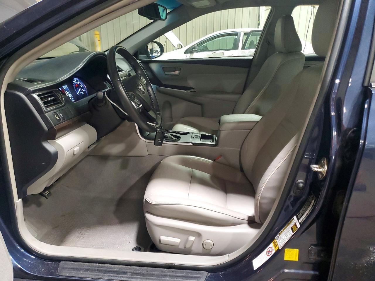 2017 TOYOTA CAMRY