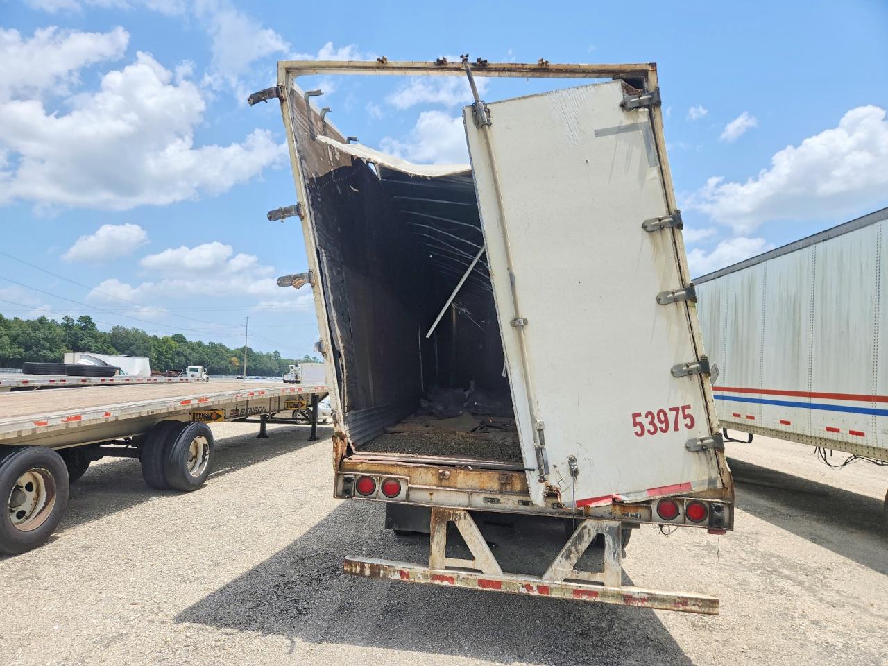 1999 STRICK TRAILER