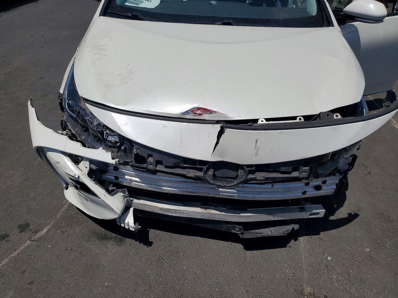 2017 TOYOTA PRIUS