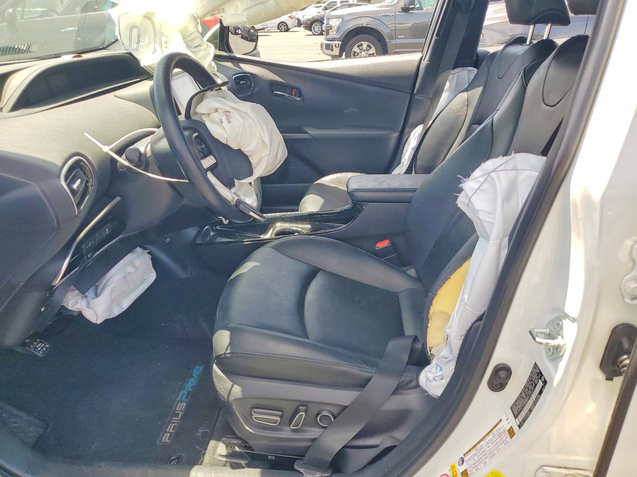 2017 TOYOTA PRIUS