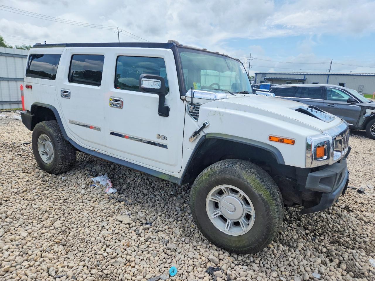 2004 HUMMER H2
