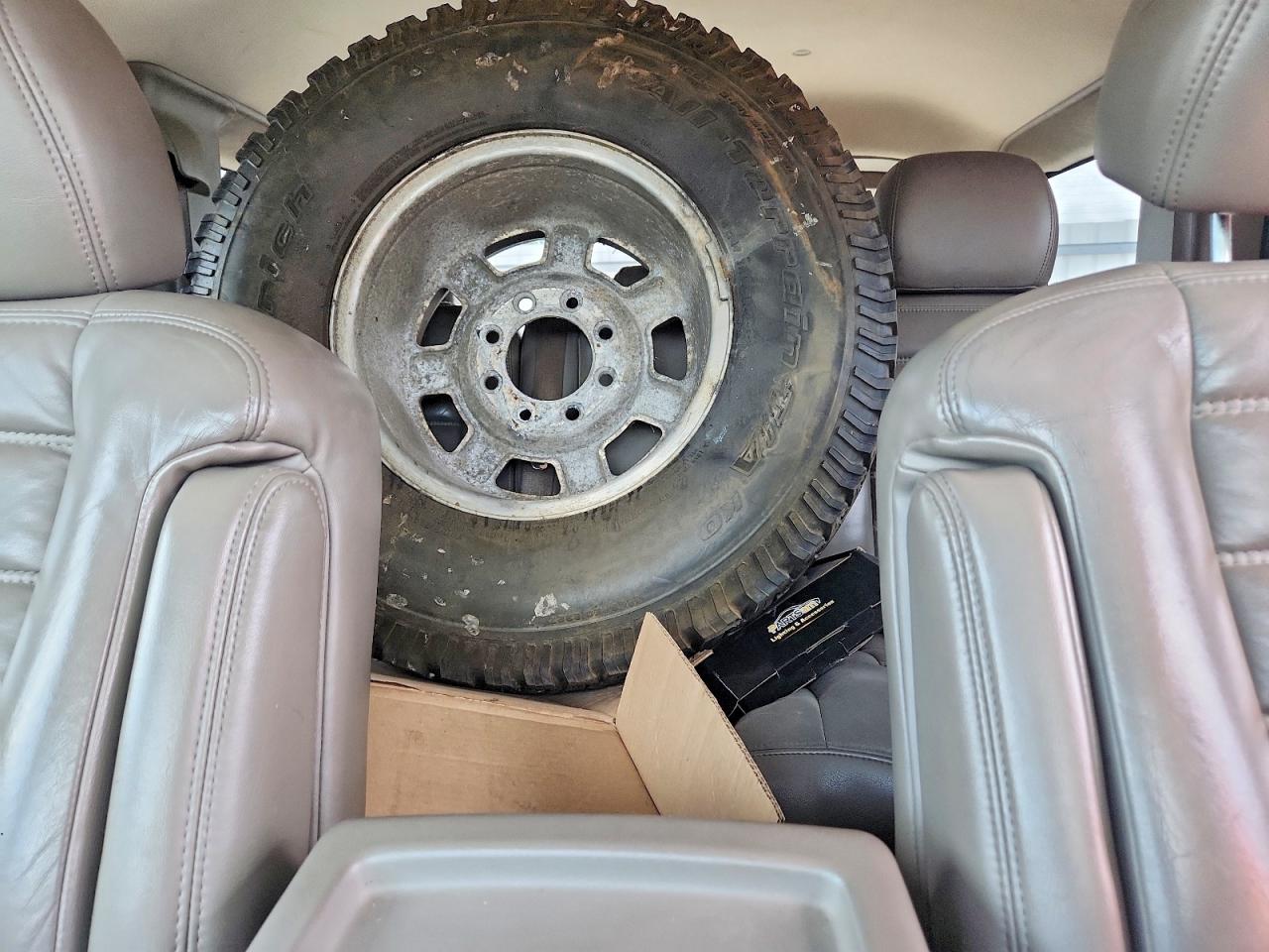 2004 HUMMER H2