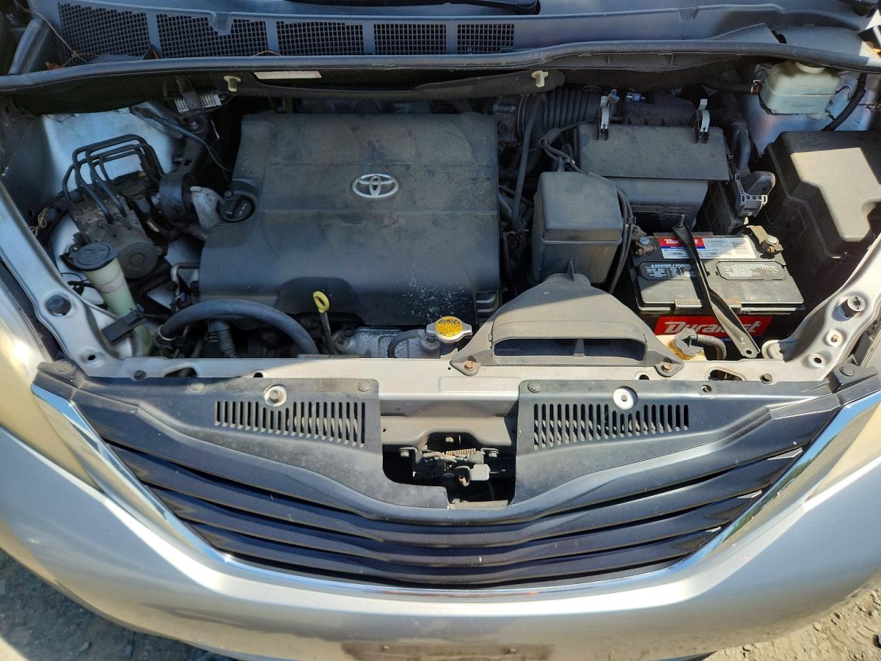 2013 TOYOTA SIENNA
