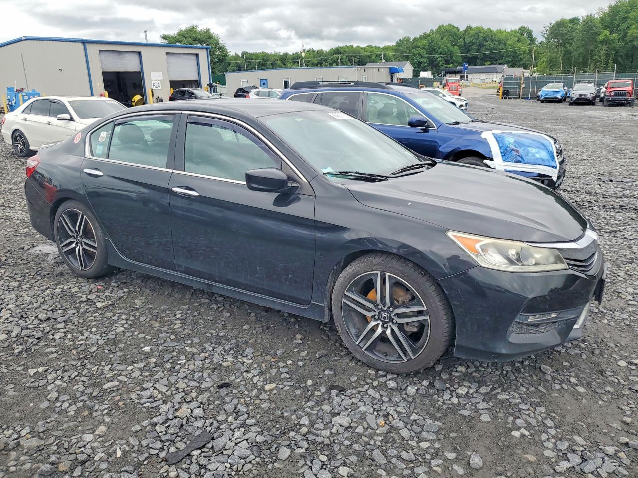 2017 HONDA ACCORD