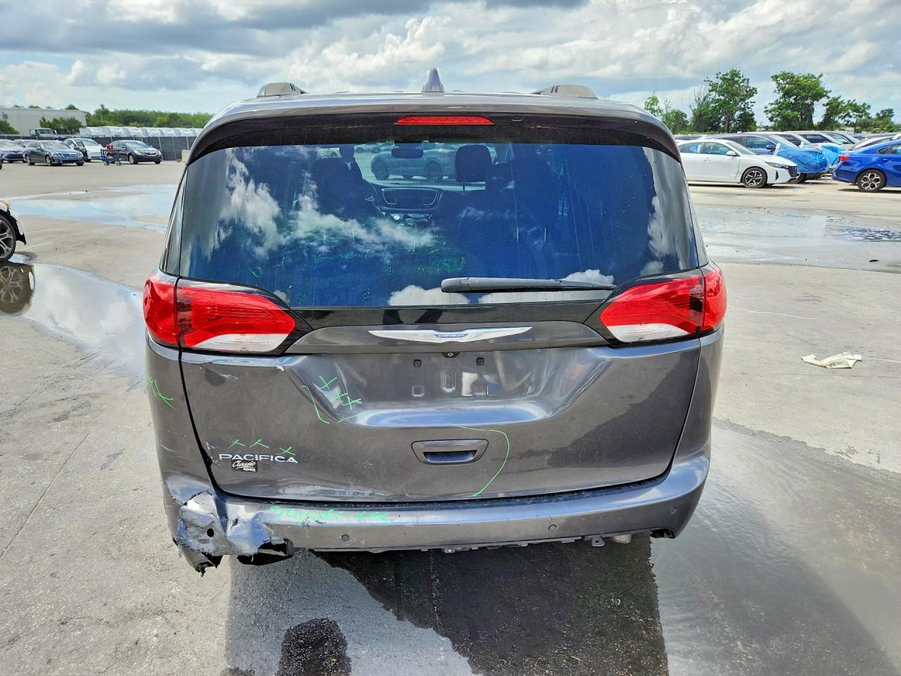 2017 CHRYSLER PACIFICA
