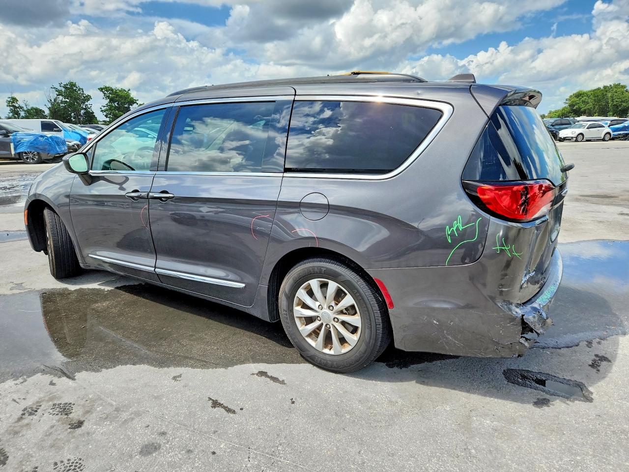 2017 CHRYSLER PACIFICA