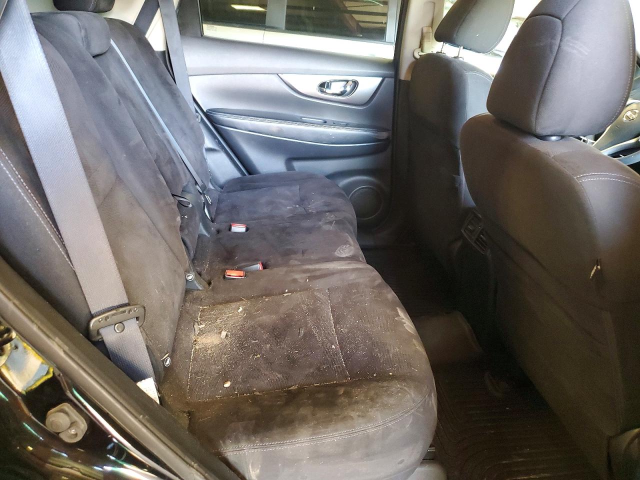 2015 NISSAN ROGUE