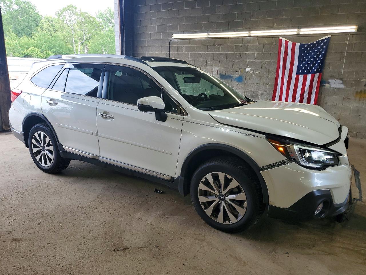 2018 SUBARU OUTBACK