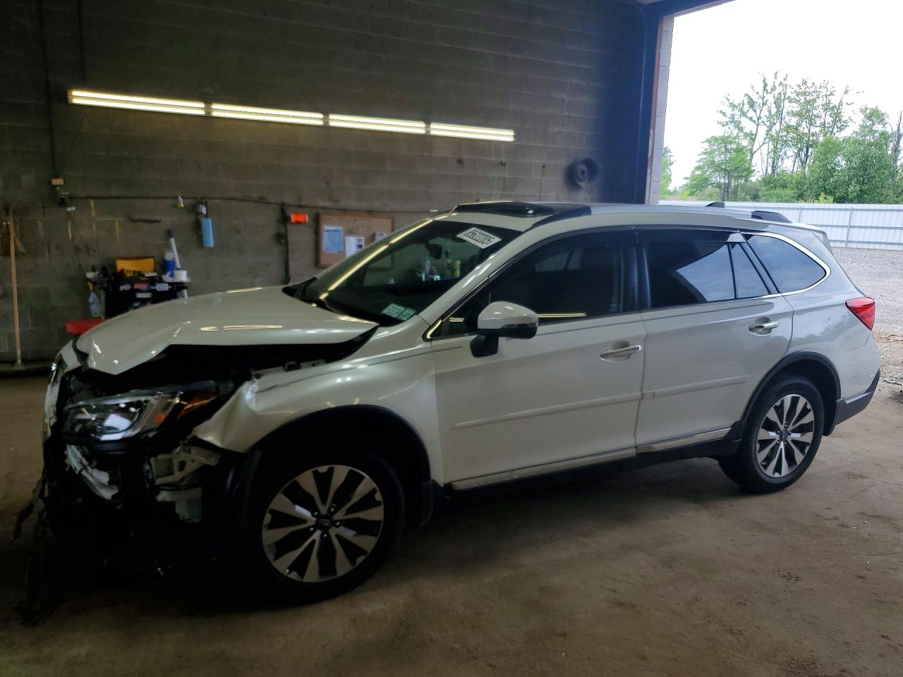 2018 SUBARU OUTBACK