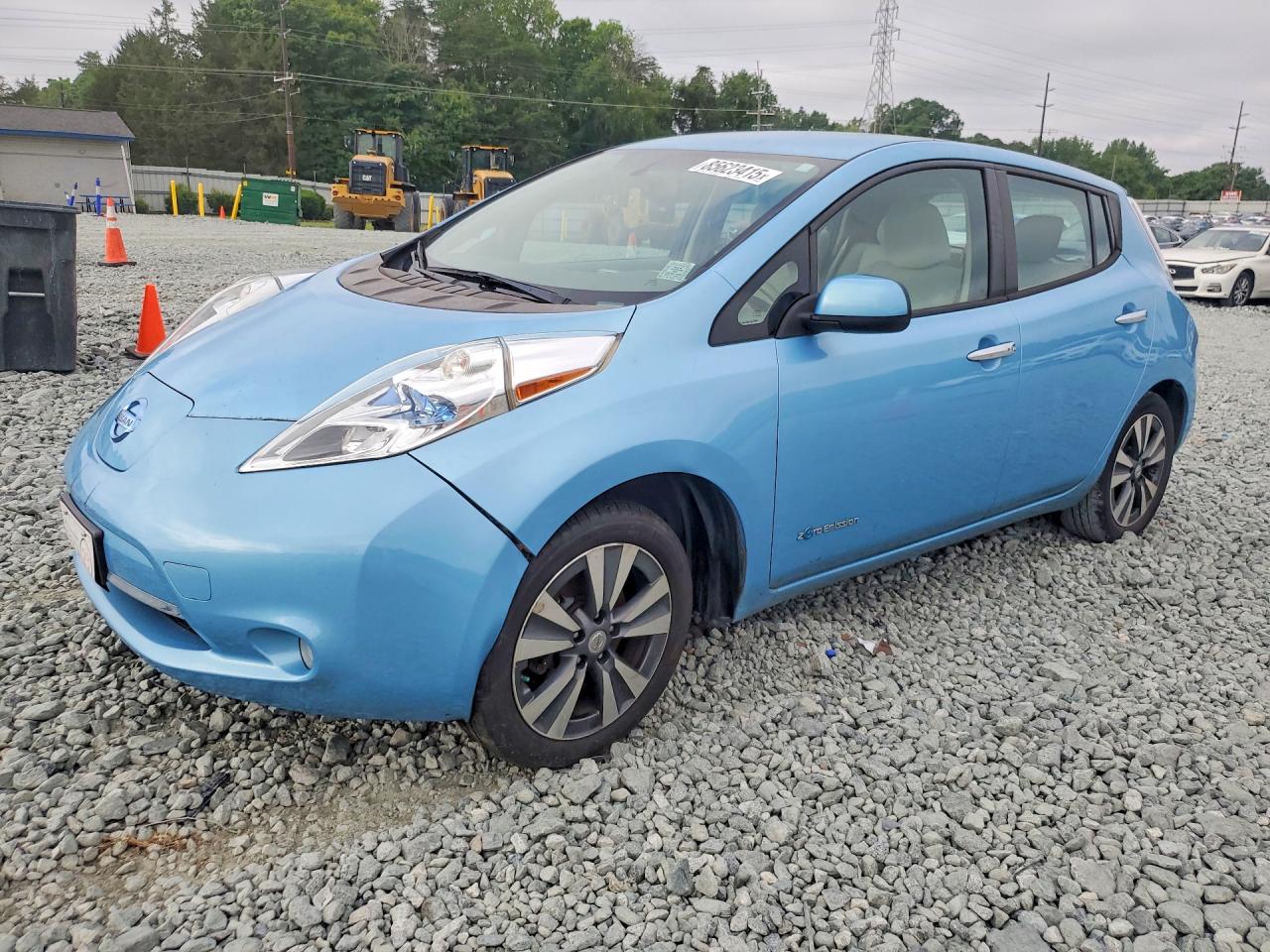 2015 NISSAN LEAF