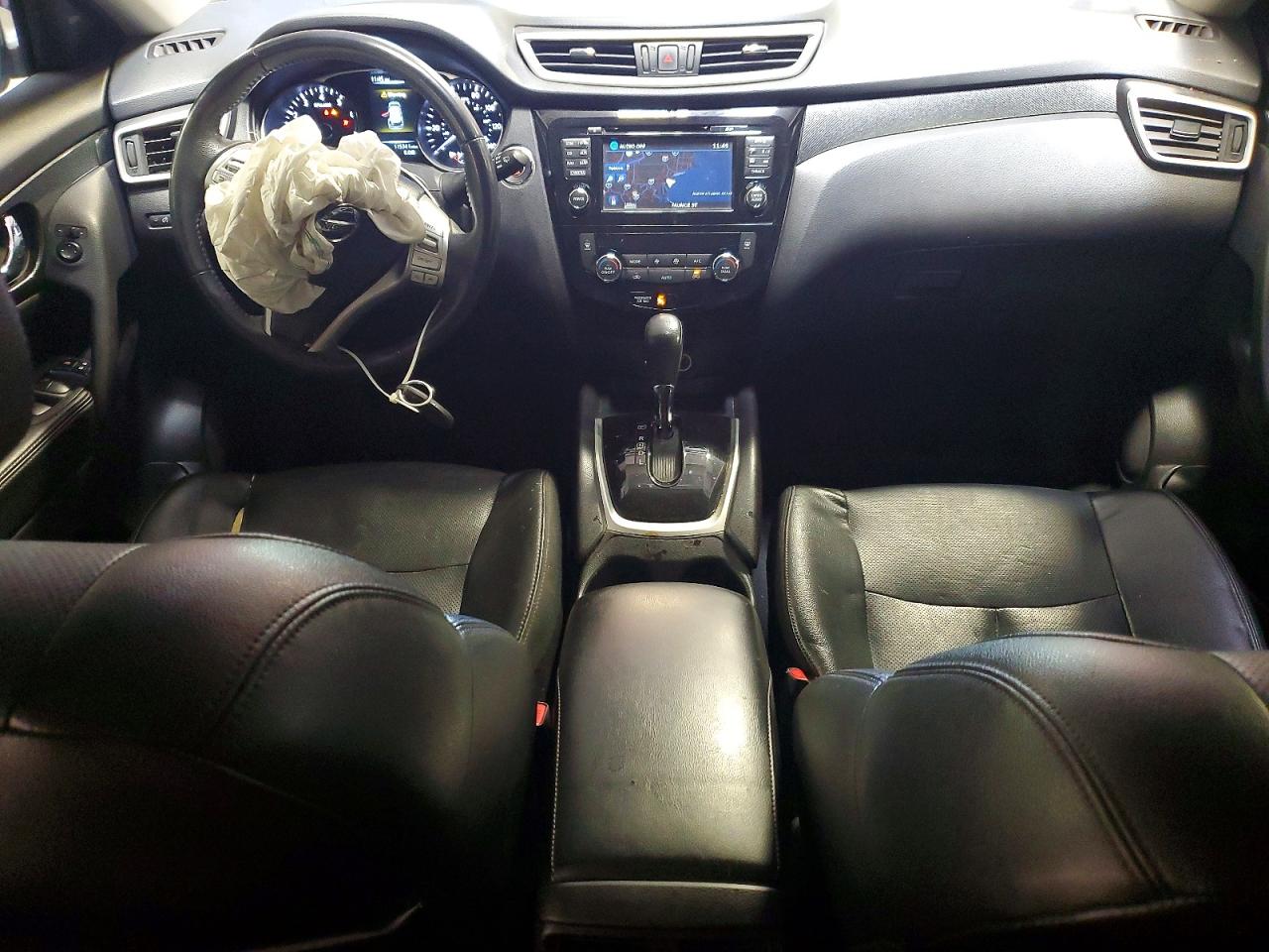 2015 NISSAN ROGUE