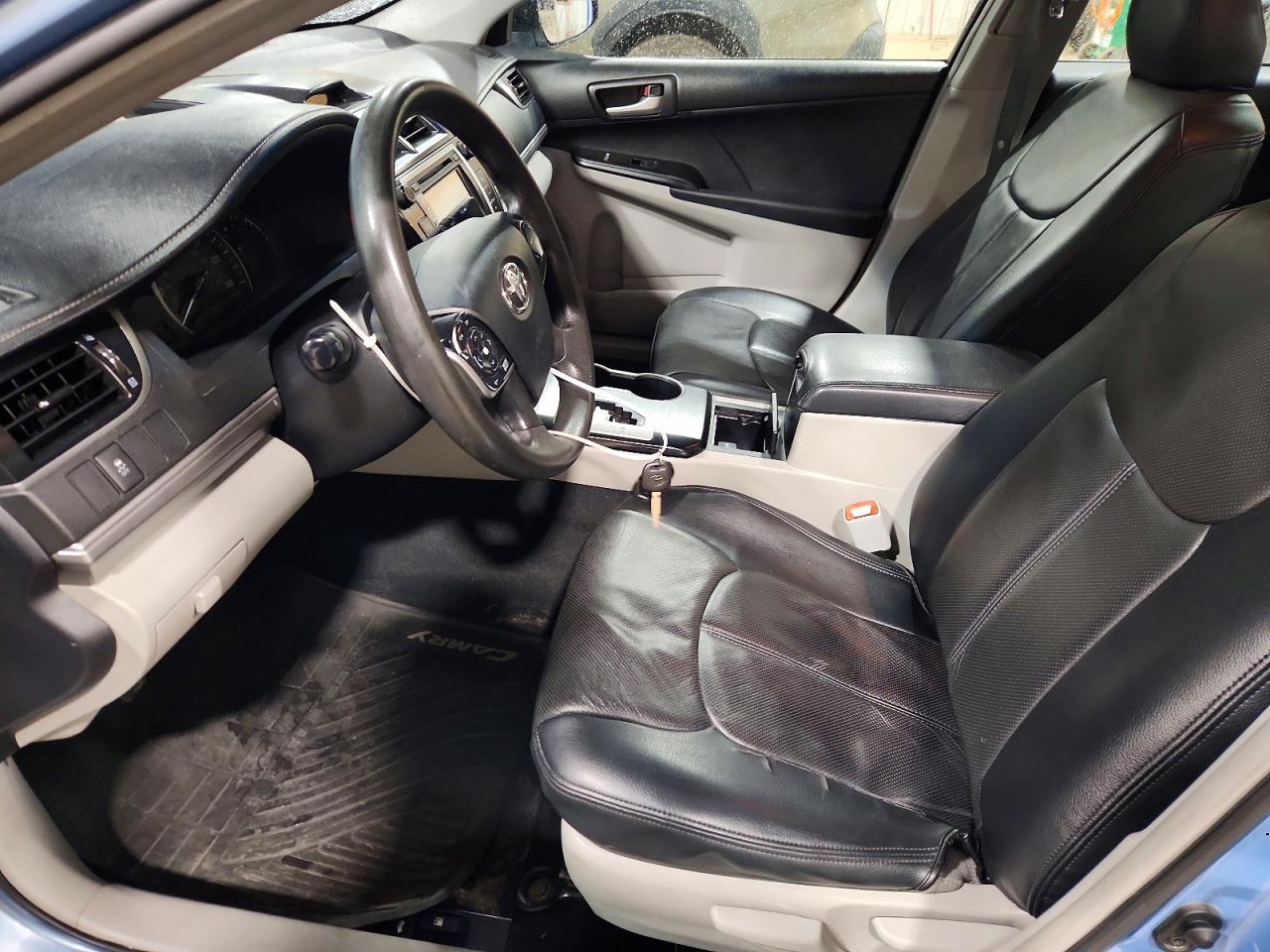 2012 TOYOTA CAMRY