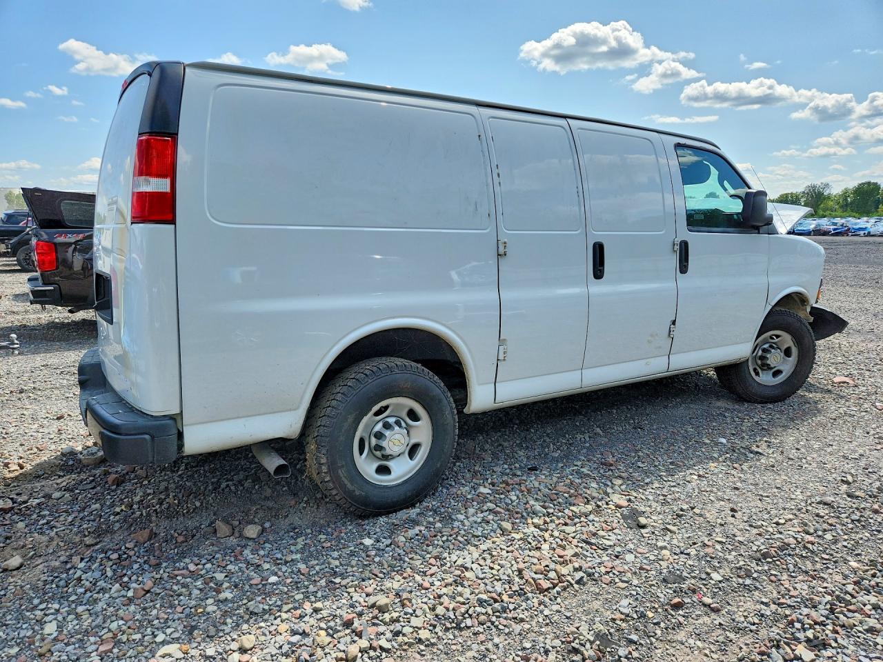 2023 CHEVROLET EXPRESS
