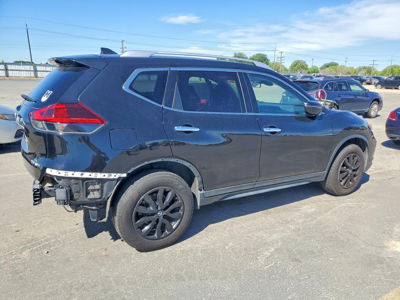 2019 NISSAN ROGUE