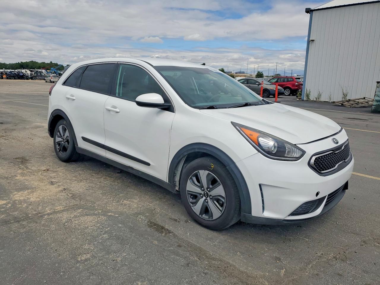 2017 KIA NIRO