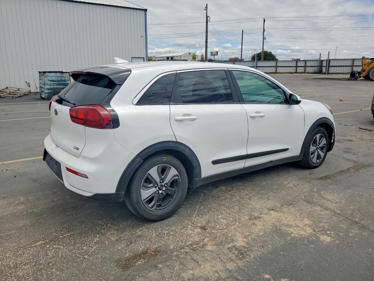 2017 KIA NIRO