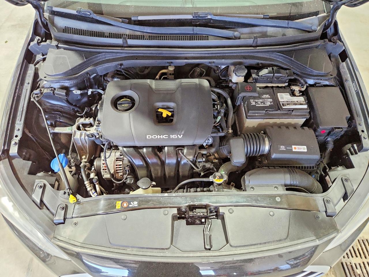 2017 HYUNDAI ELANTRA