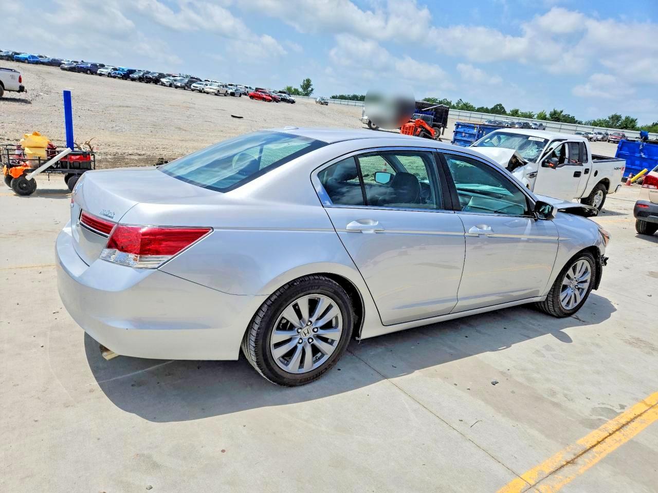 2012 HONDA ACCORD