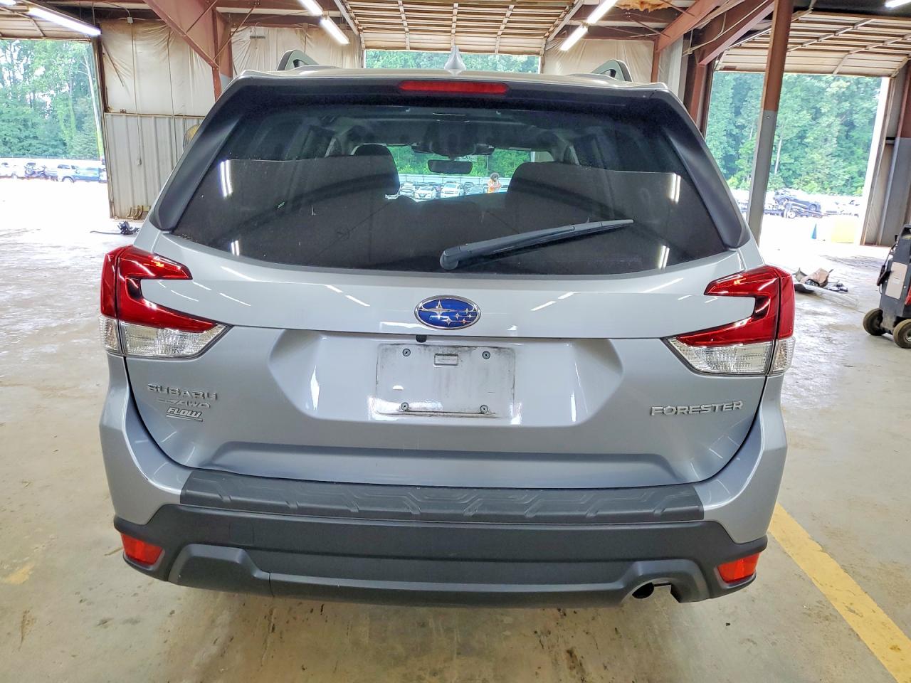 2022 SUBARU FORESTER