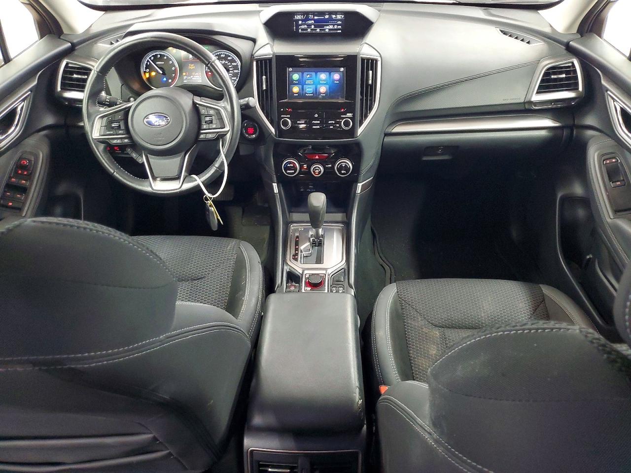 2022 SUBARU FORESTER