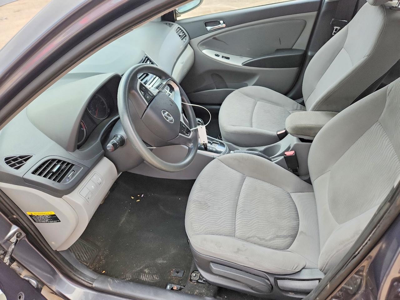 2012 HYUNDAI ACCENT