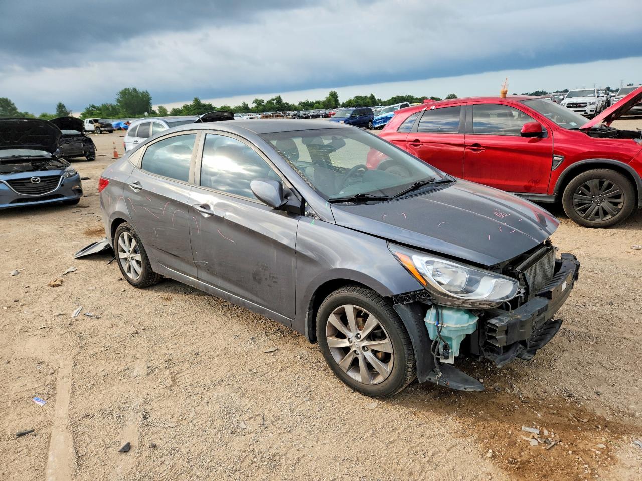 2012 HYUNDAI ACCENT
