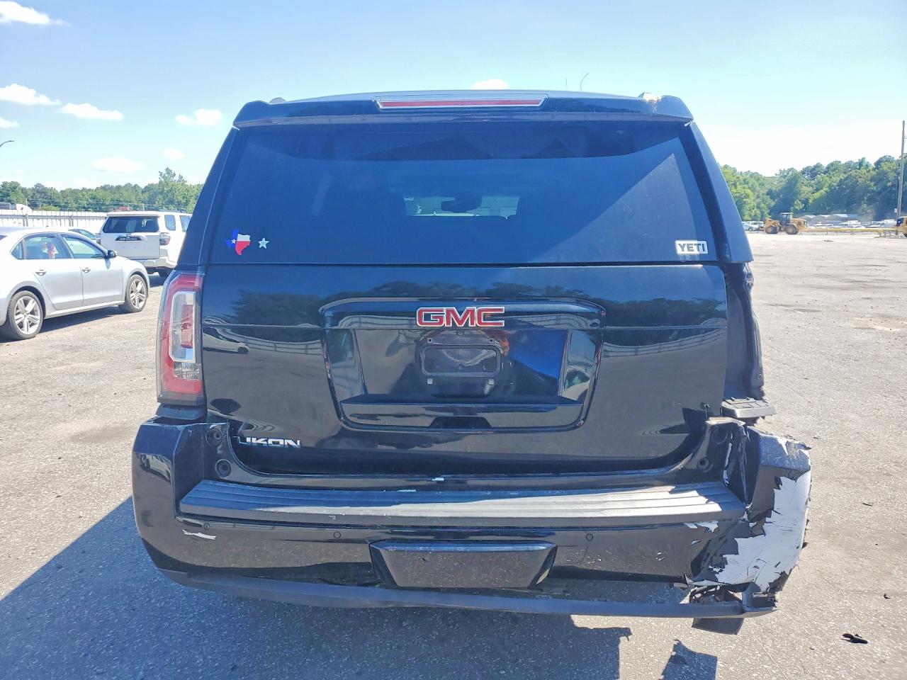 2018 GMC YUKON