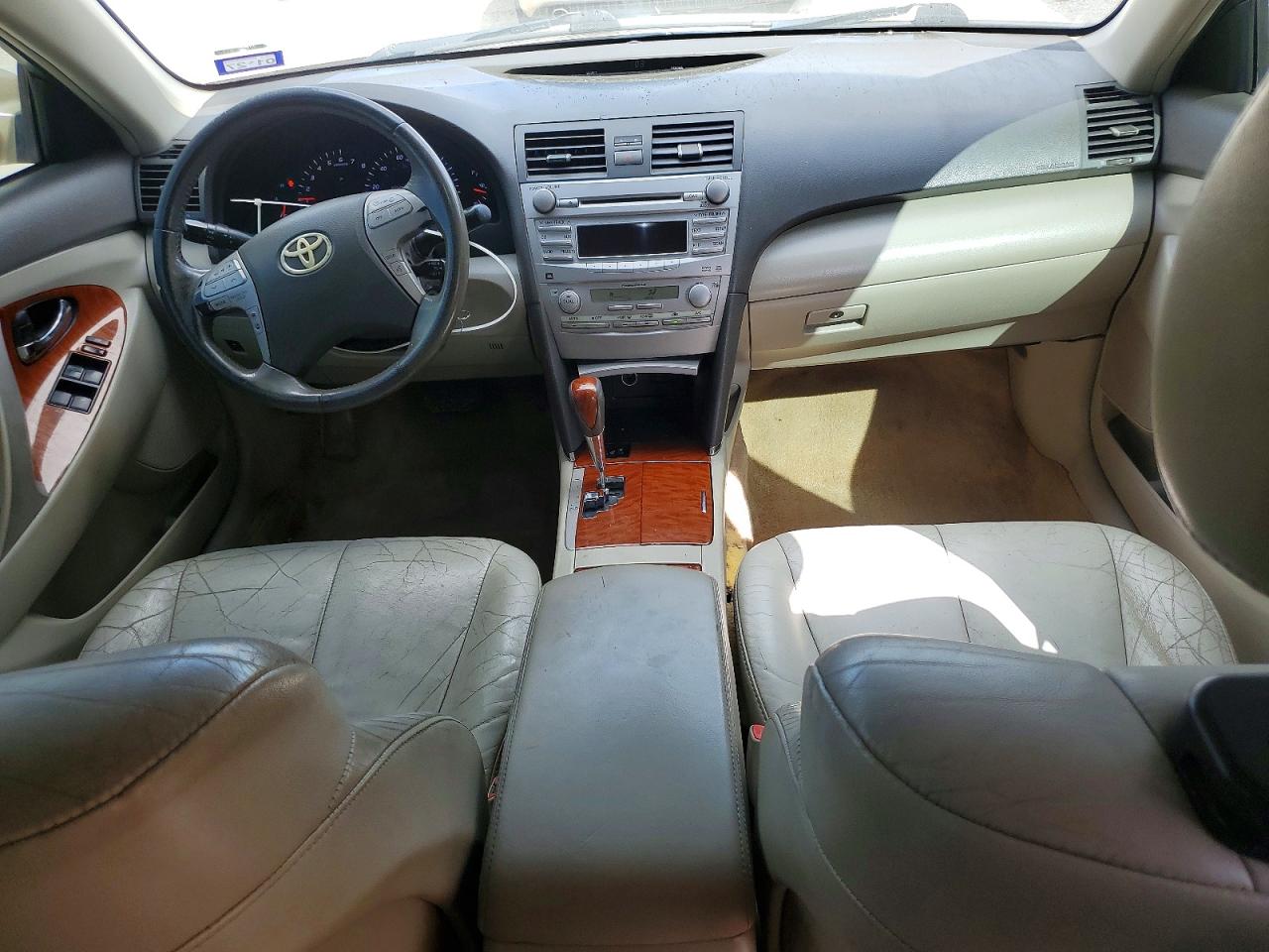 2011 TOYOTA CAMRY