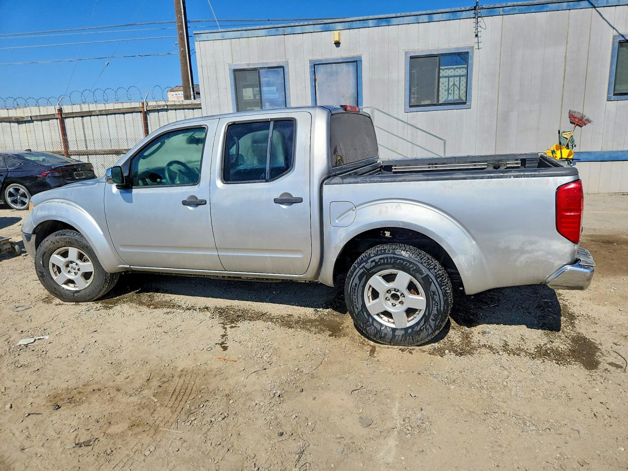 2006 NISSAN FRONTIER