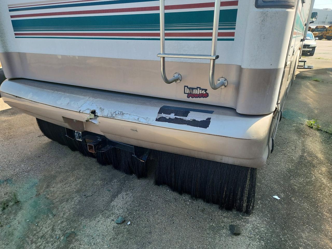 1999 COACHMAN F550