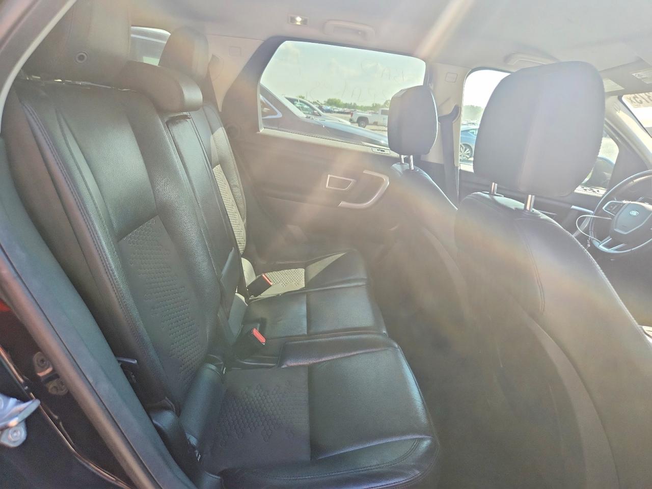 2019 LAND ROVER DISCOVERY