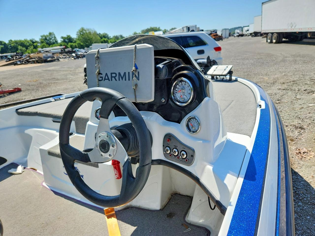 2015 NITRO Boat