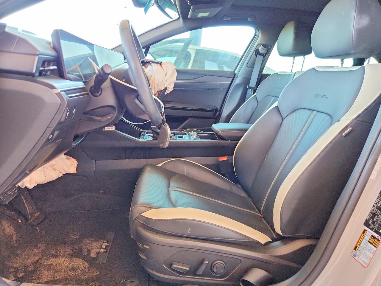 2025 KIA K5