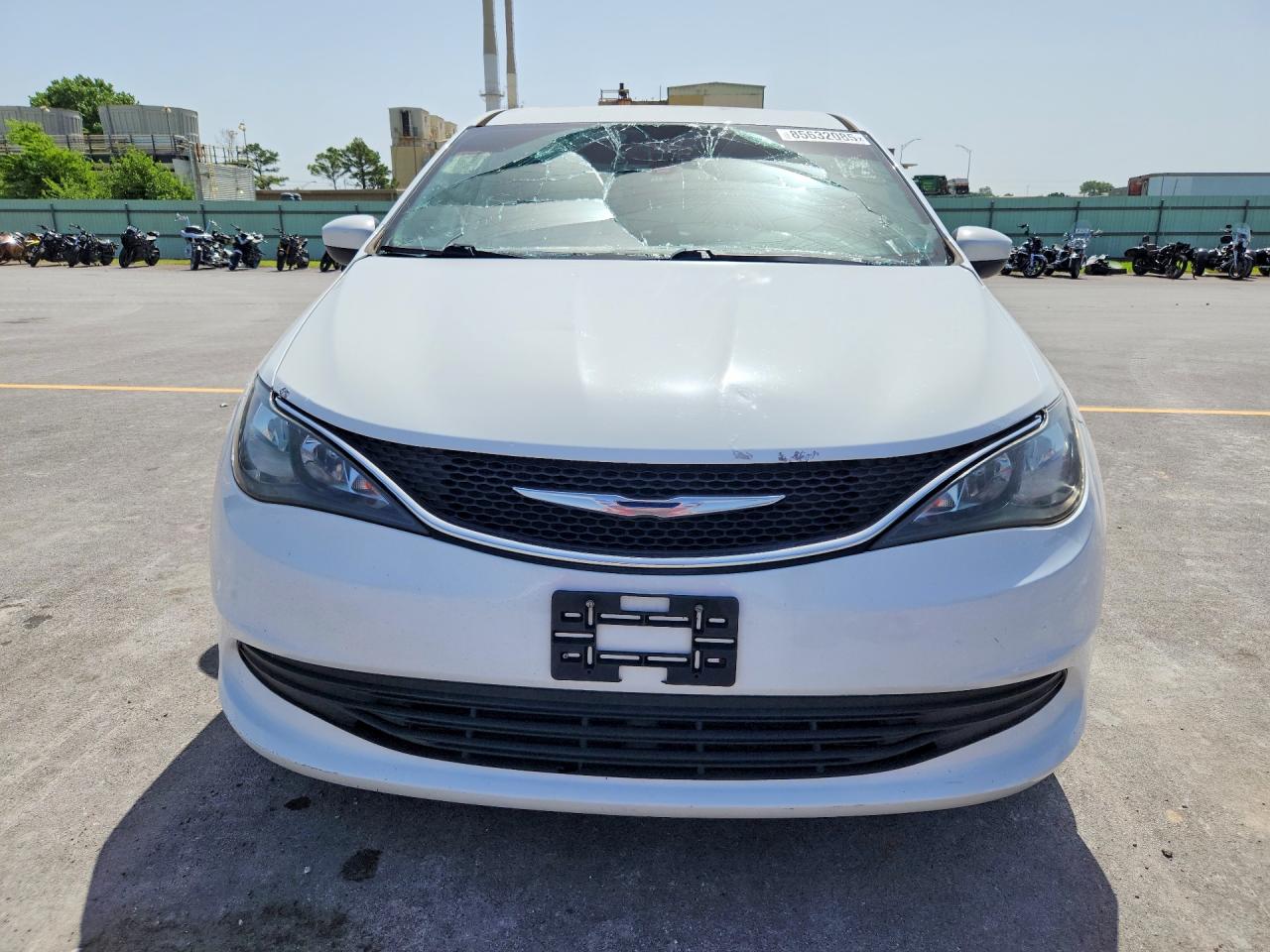 2017 CHRYSLER PACIFICA