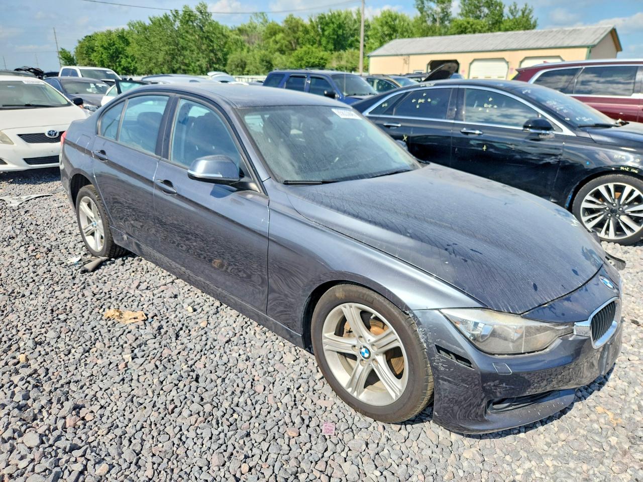 2013 BMW 3 SERIES