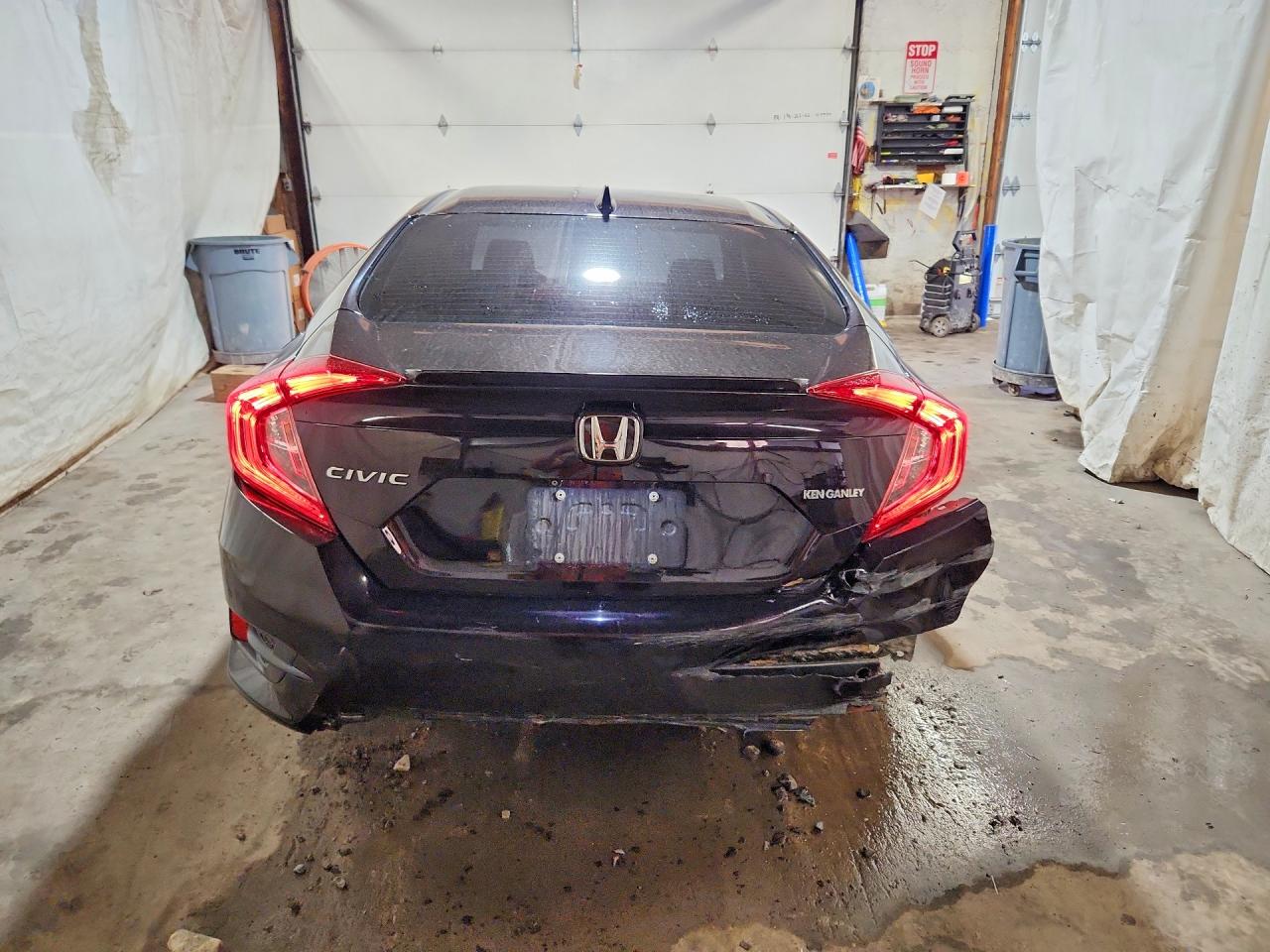2017 HONDA CIVIC