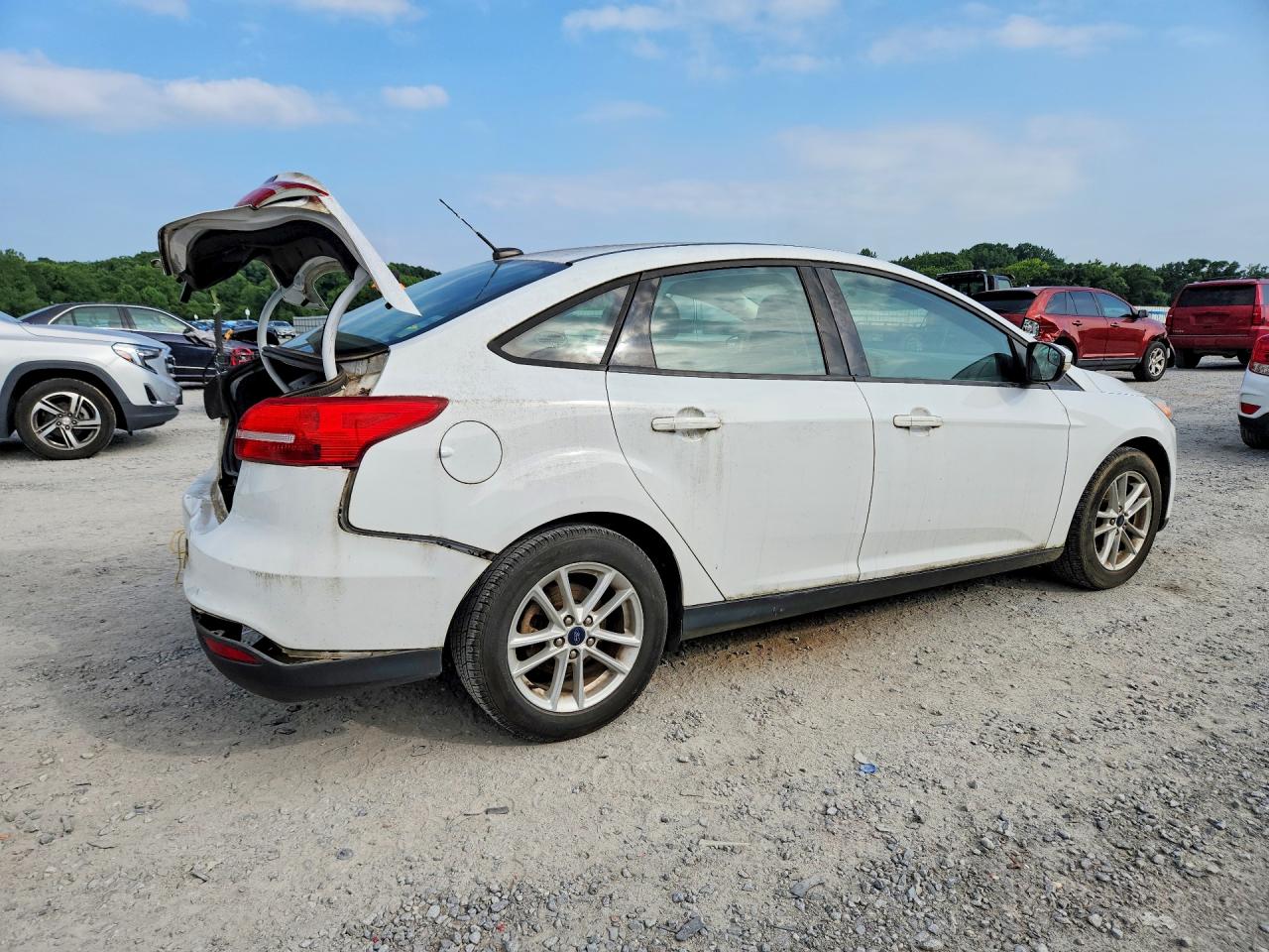 2017 FORD FOCUS
