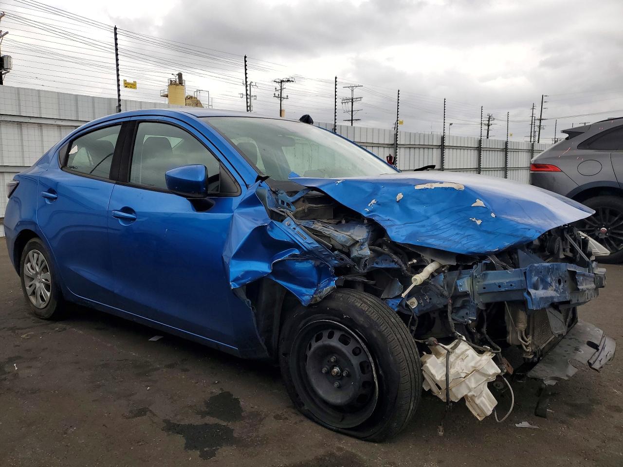 2019 TOYOTA YARIS